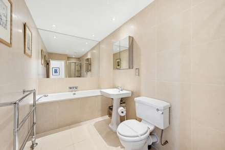 Sloane Court West, Chelsea SW3, Image 5