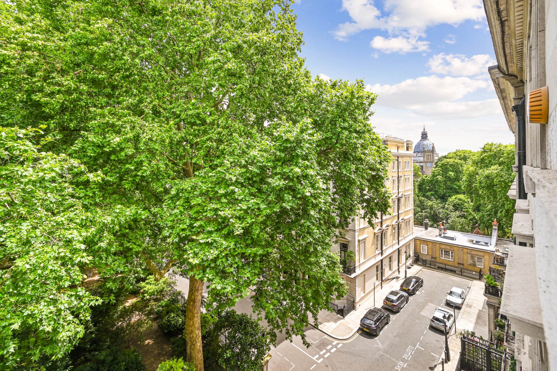 Ennismore Gardens, Knightsbridge SW7, Image 8
