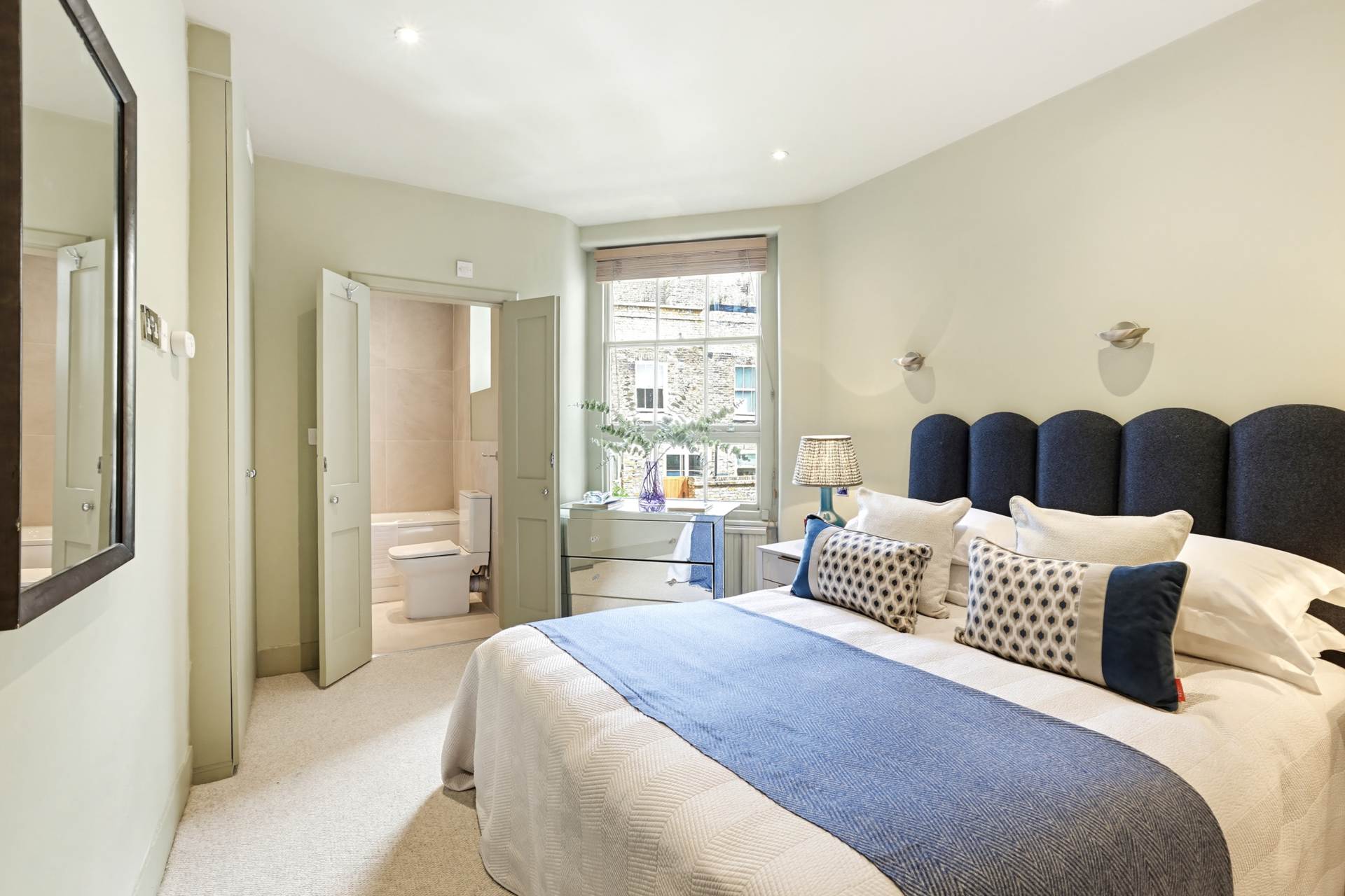 The Malborough, Walton Street SW3, Image 3