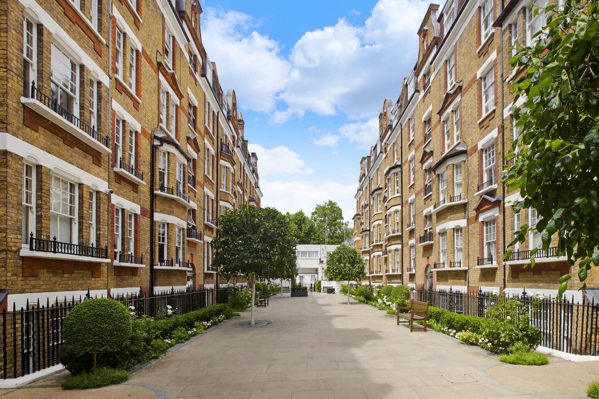 The Malborough, Walton Street SW3, Image 9