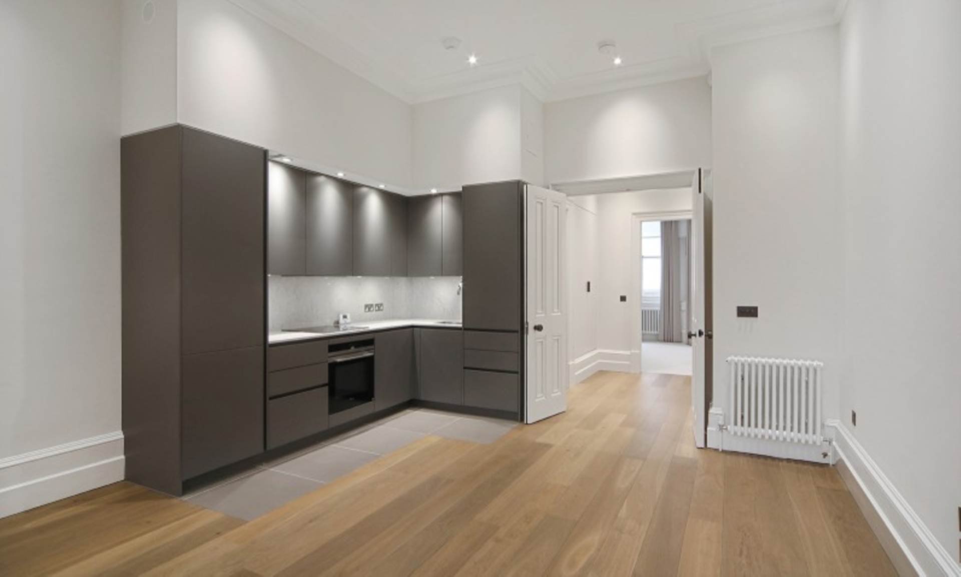Sloane Gardens, Chelsea SW1W, Image 2