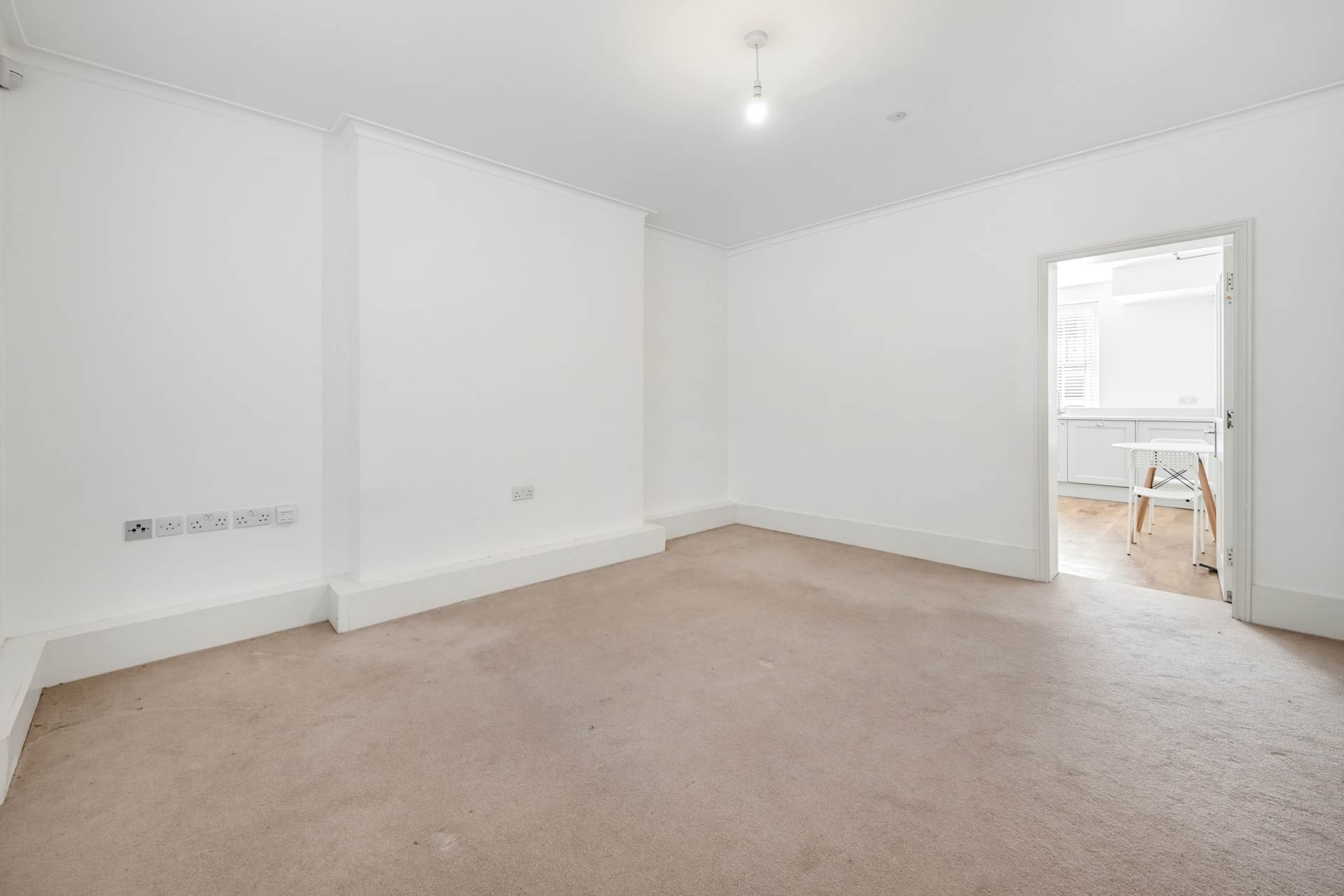 Foulis Terrace, South Kensington, SW7, Image 3