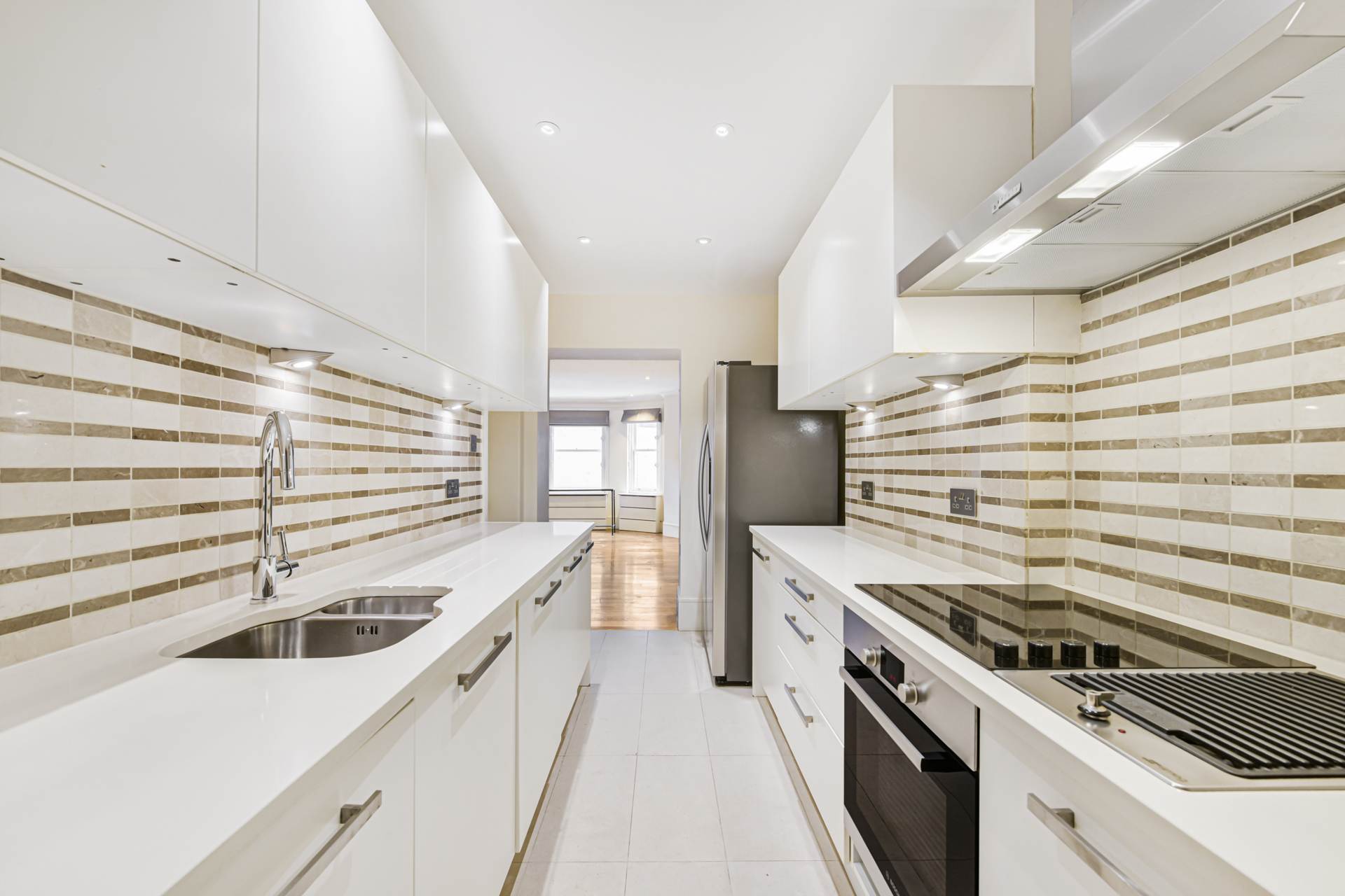 Cadogan Square, Knightsbridge SW1X, Image 2