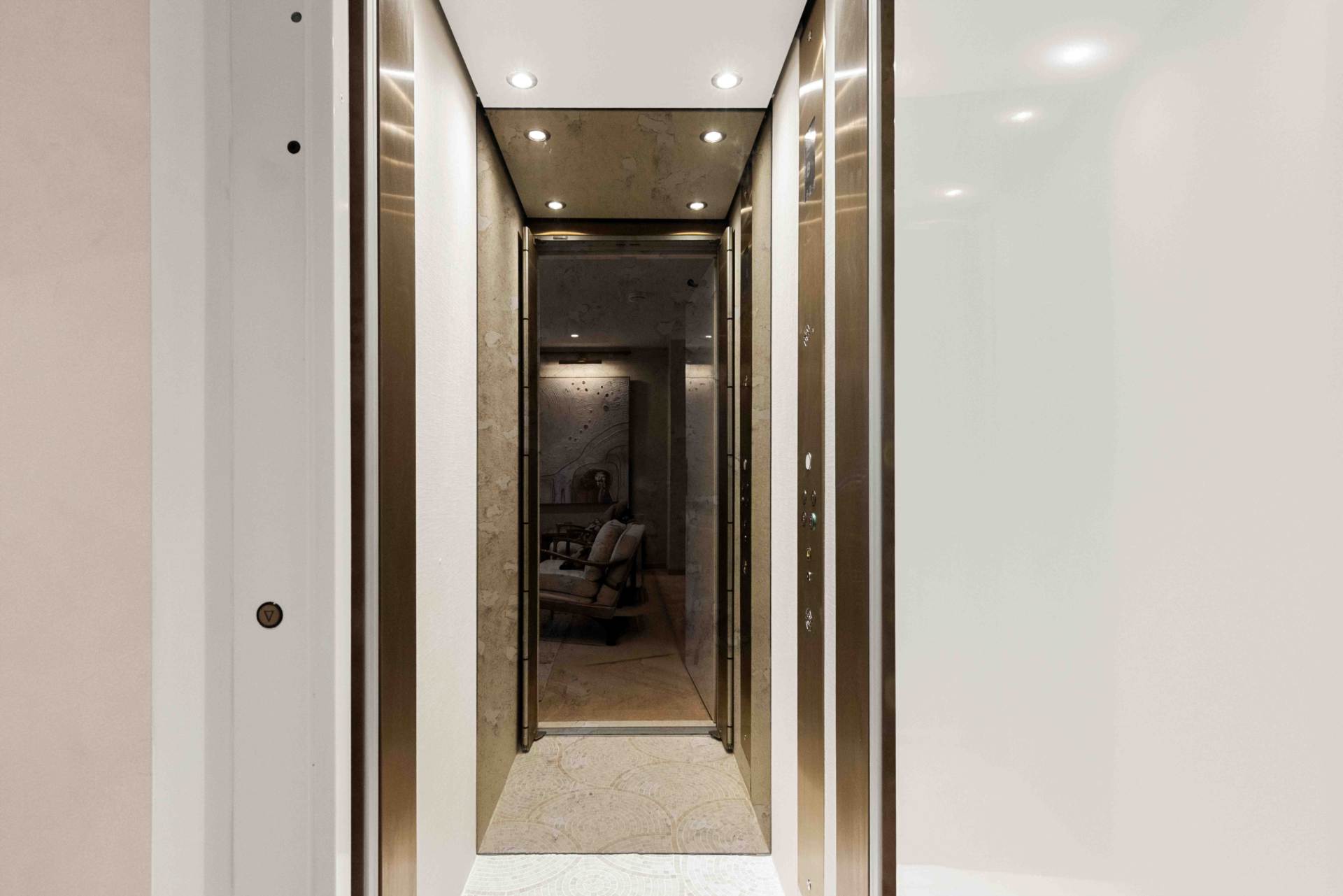 Cadogan Street, Chelsea SW3, Image 17
