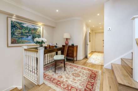 Cadogan Place, Knightsbridge SW1X, Image 2