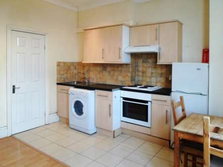 Emanuel Avenue, Acton, Image 2