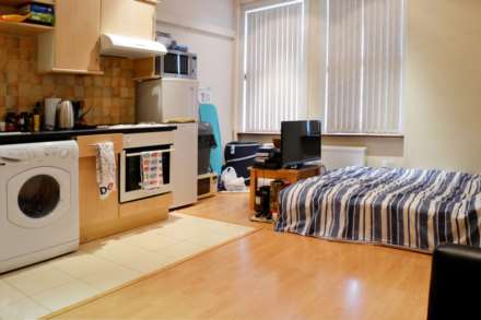 Property For Rent Emanuel Avenue, Acton, London