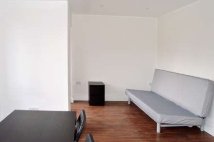 Park Drive, Acton, Image 5