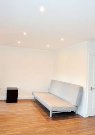 Park Drive, Acton, Image 7