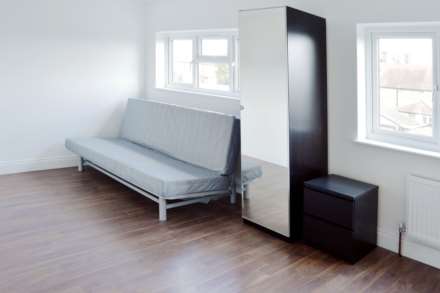 Studio, Gunnersbury Avenue, Acton