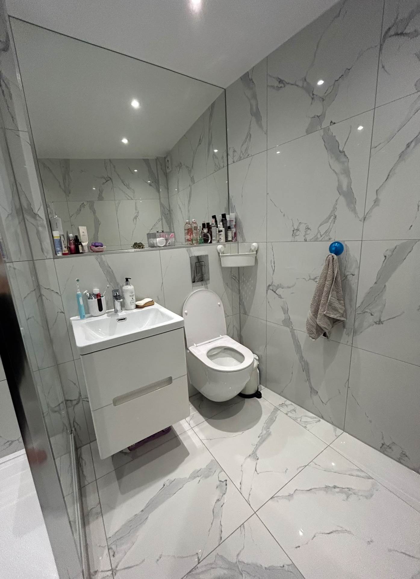 Alfred Road, London, Image 12