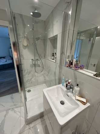 Alfred Road, London, Image 11