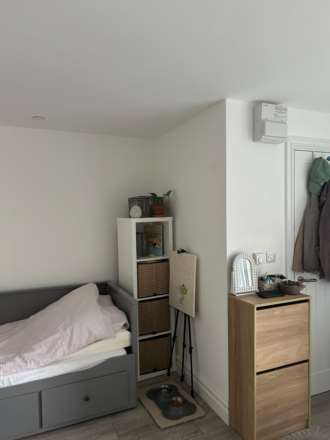 Alfred Road, London, Image 13