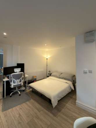 Alfred Road, London, Image 4