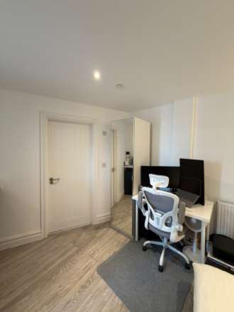 Alfred Road, London, Image 5