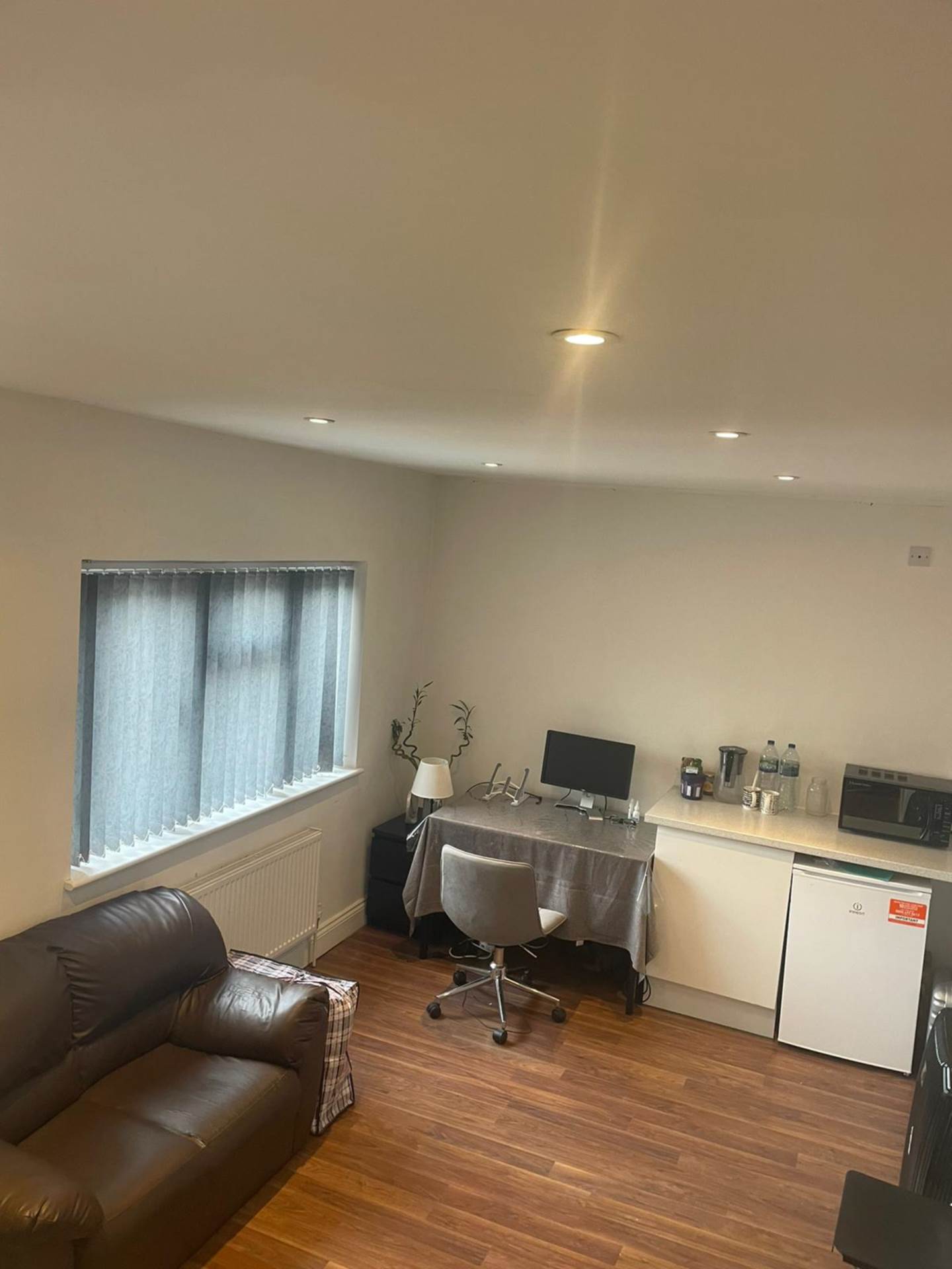 Gunnersbury Avenue, Acton, Image 4