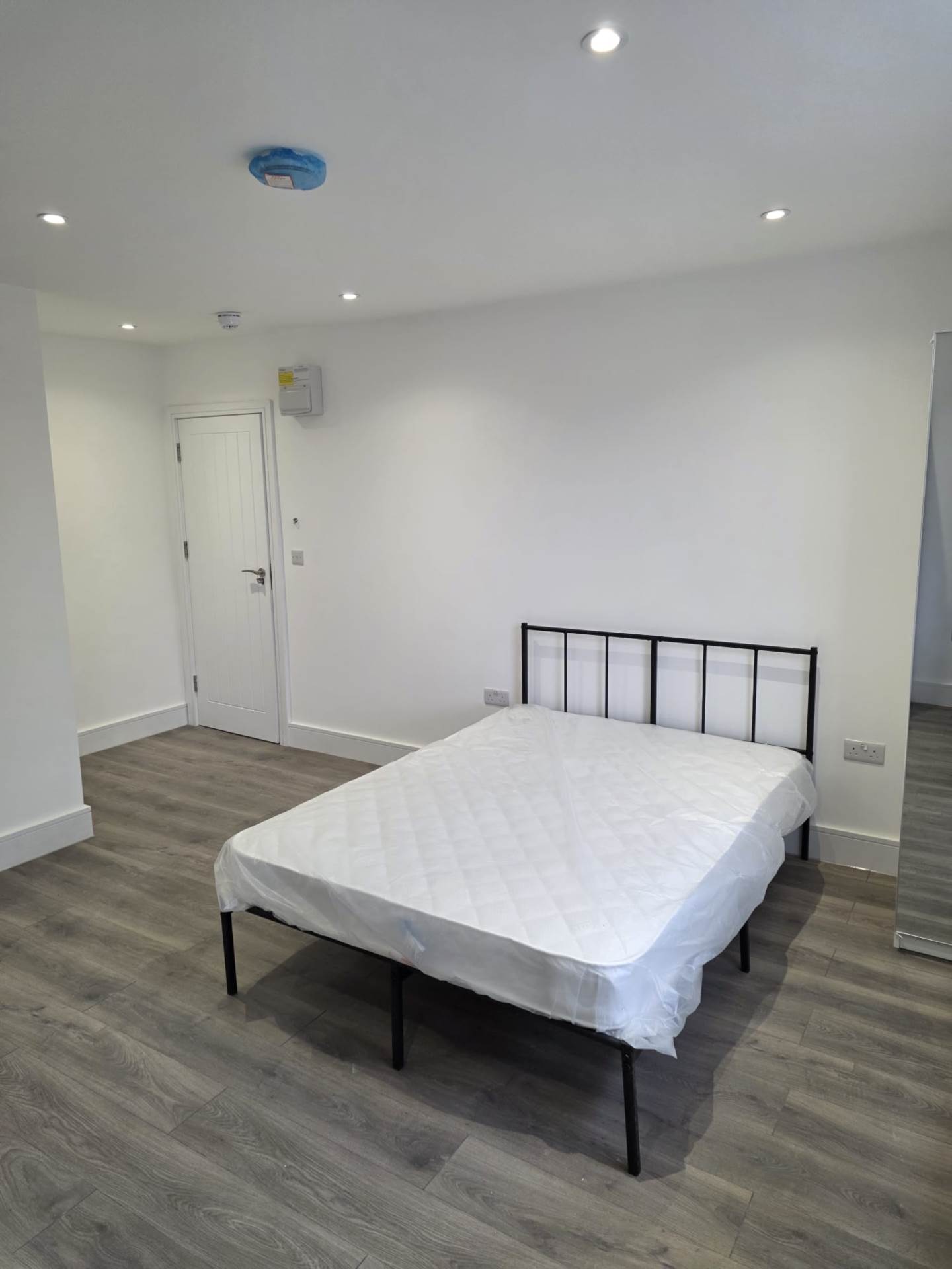 The Grove, Ealing, Image 1