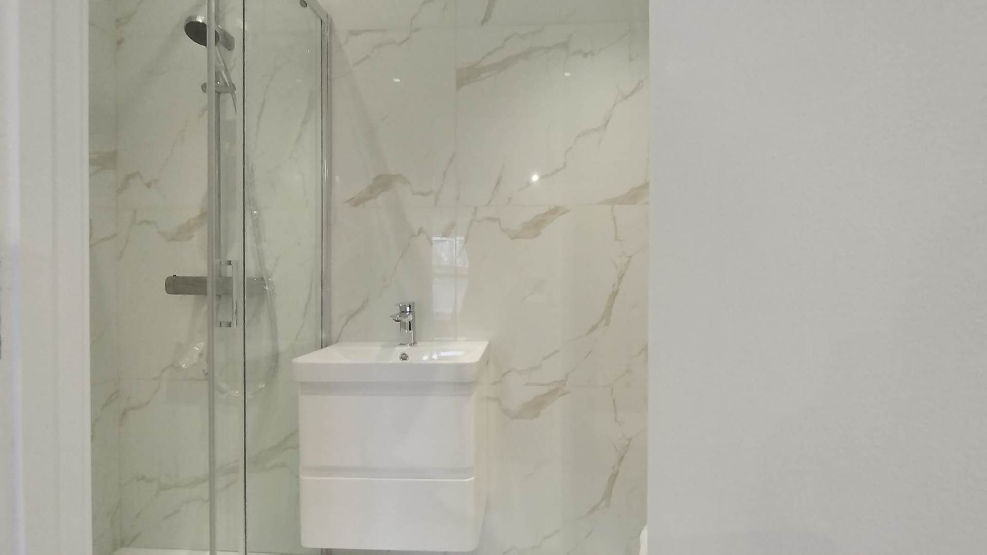 Windsor Road, London, Image 2