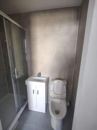 Hilcrest Road, London, Image 3