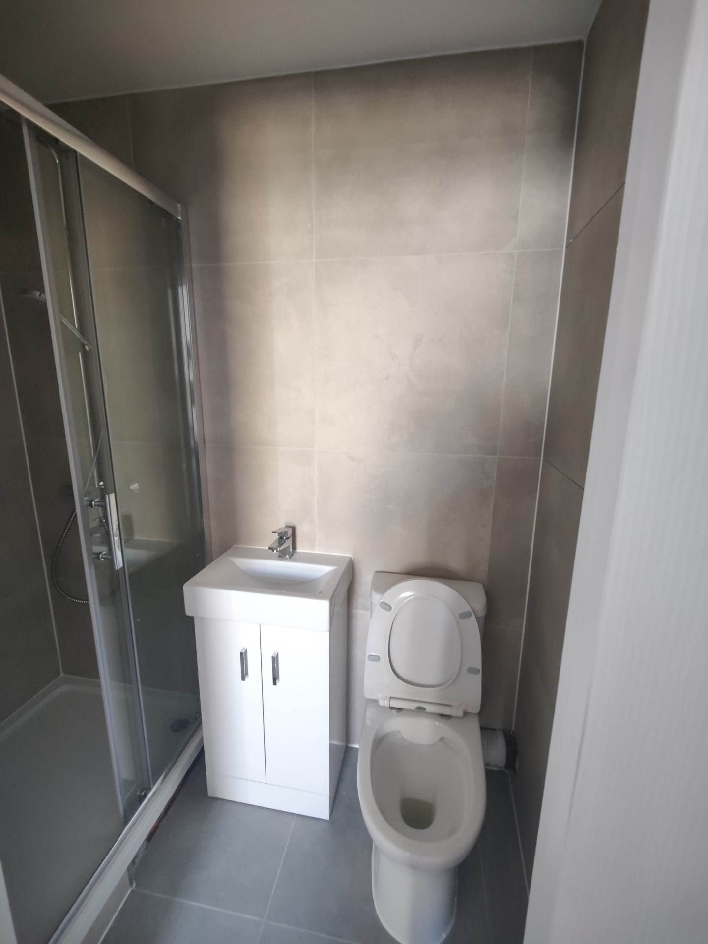 Hilcrest Road, London, Image 2