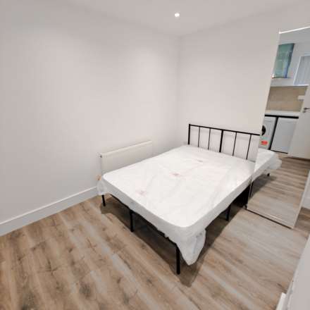 Florence Road, Ealing, Image 2