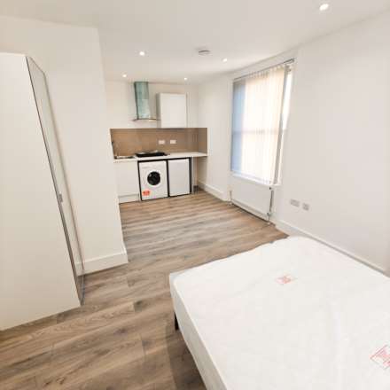 Florence Road, Ealing, Image 2