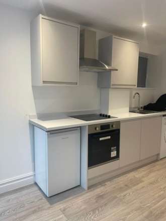 High Street, Acton, Image 3