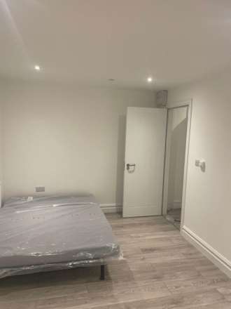 High Street, Acton, Image 4