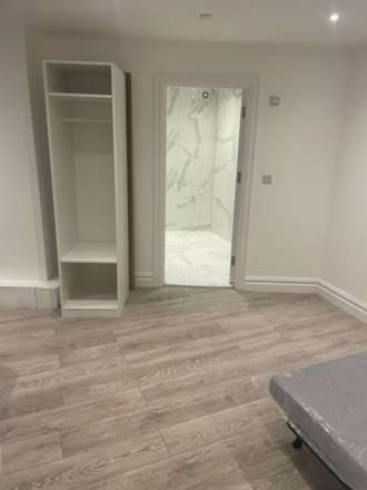 High Street, Acton, Image 5