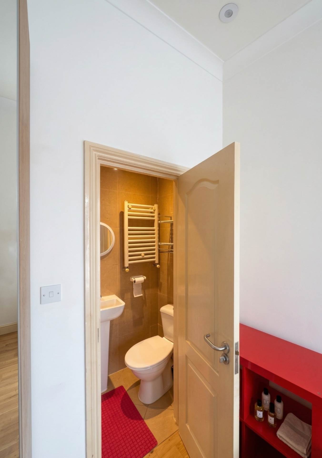 High Street, London, Image 3