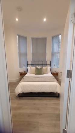 Meon Road, Acton