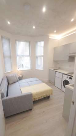 Meon Road, Acton, Image 2