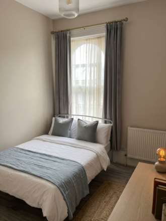 High Street, Acton, Image 1
