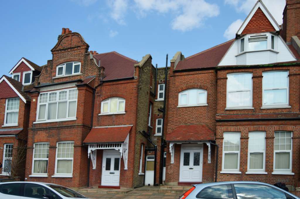 Emanuel Avenue, Acton, Image 4