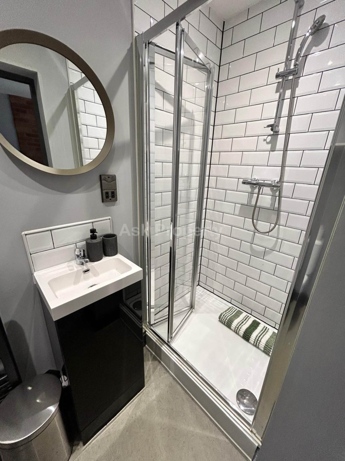 Lodge Lane Room, Derby, Image 2