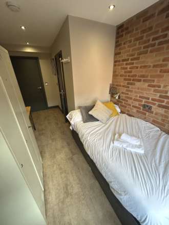 Property For Rent Logde Lane, The Loft, Derby