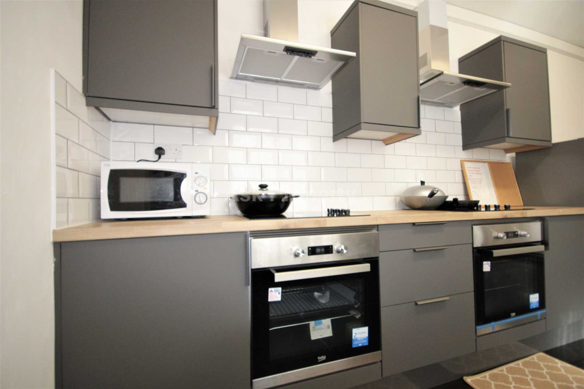 Westhill Drive, Mansfield, Image 2
