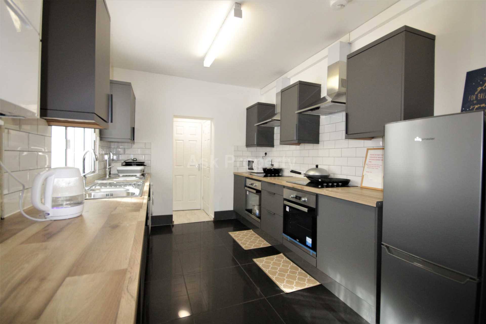 Westhill Drive, Mansfield, Image 3