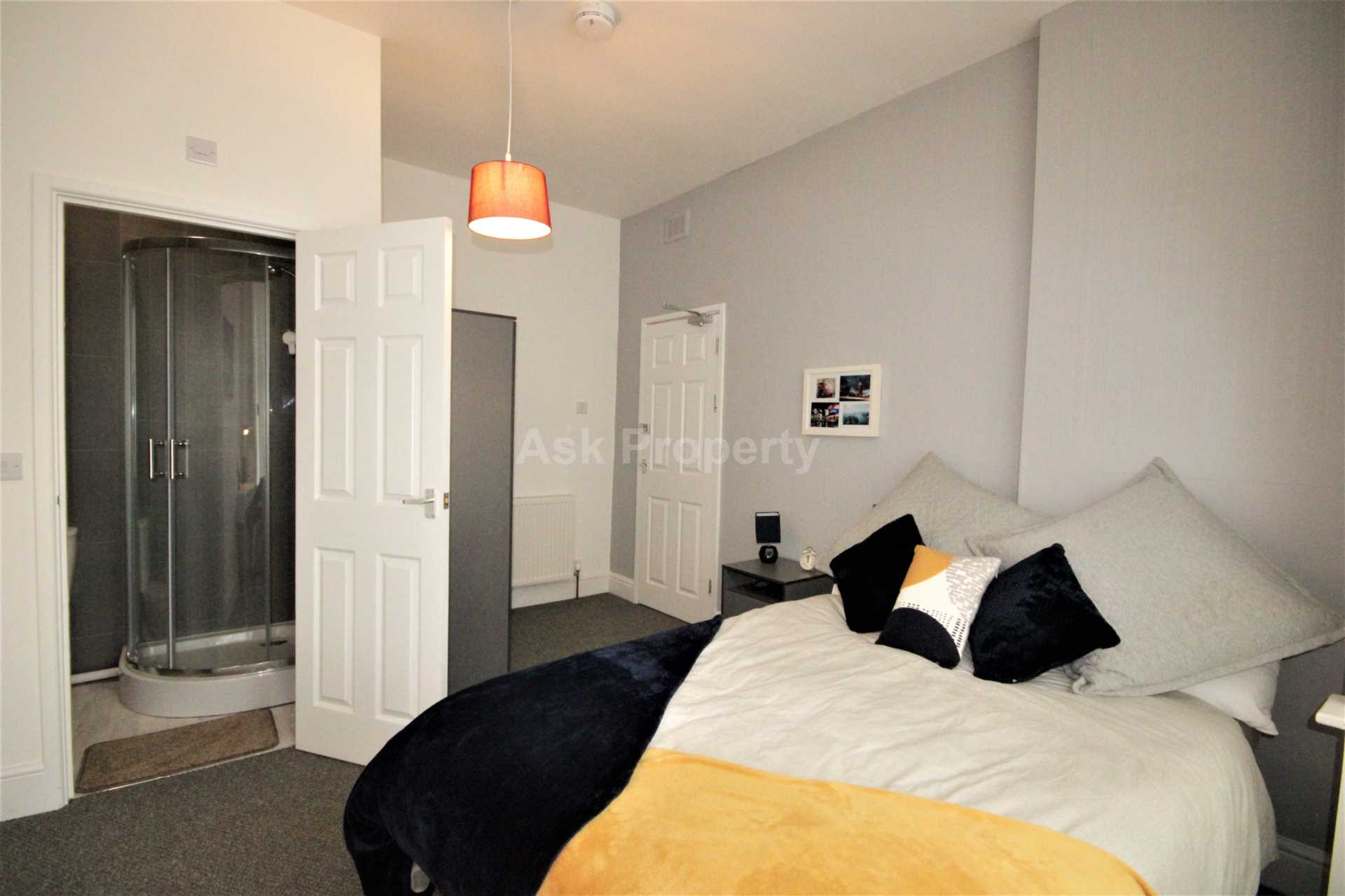 Westhill Drive, Mansfield, Image 2