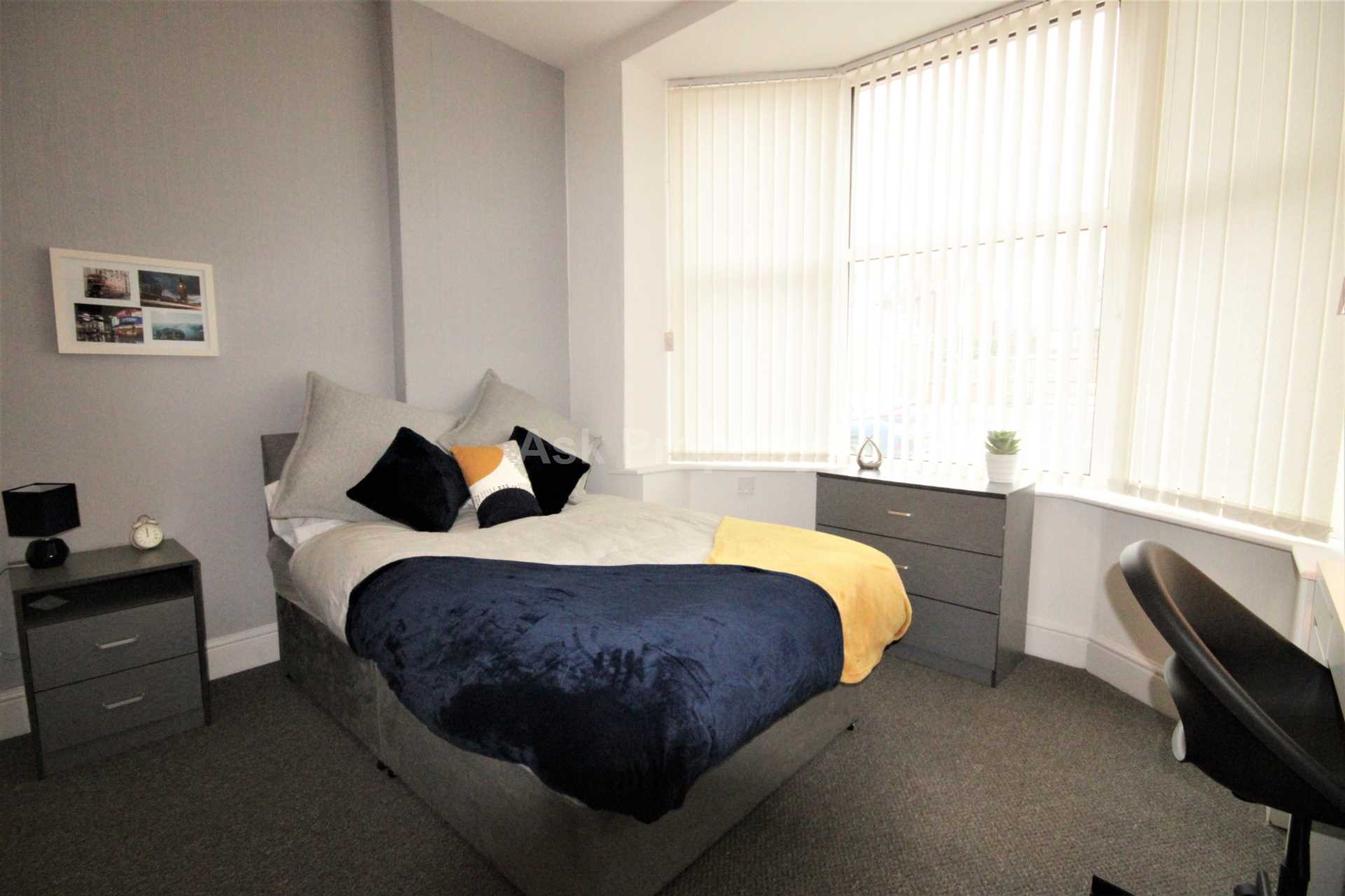 Westhill Drive, Mansfield, Image 3