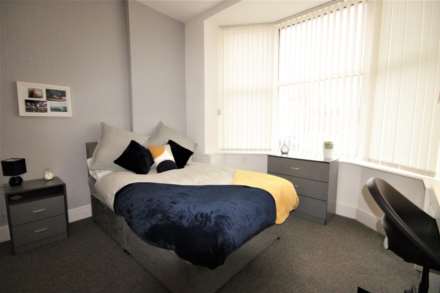 Westhill Drive, Mansfield, Image 3