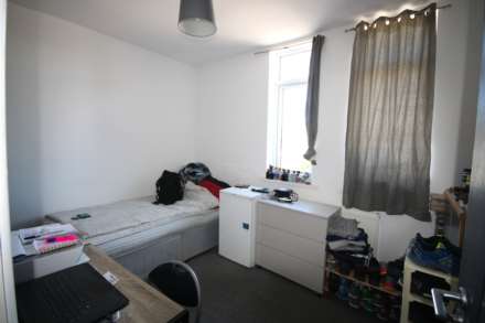 Kingsway, Kirkby In Ashfield, Image 6