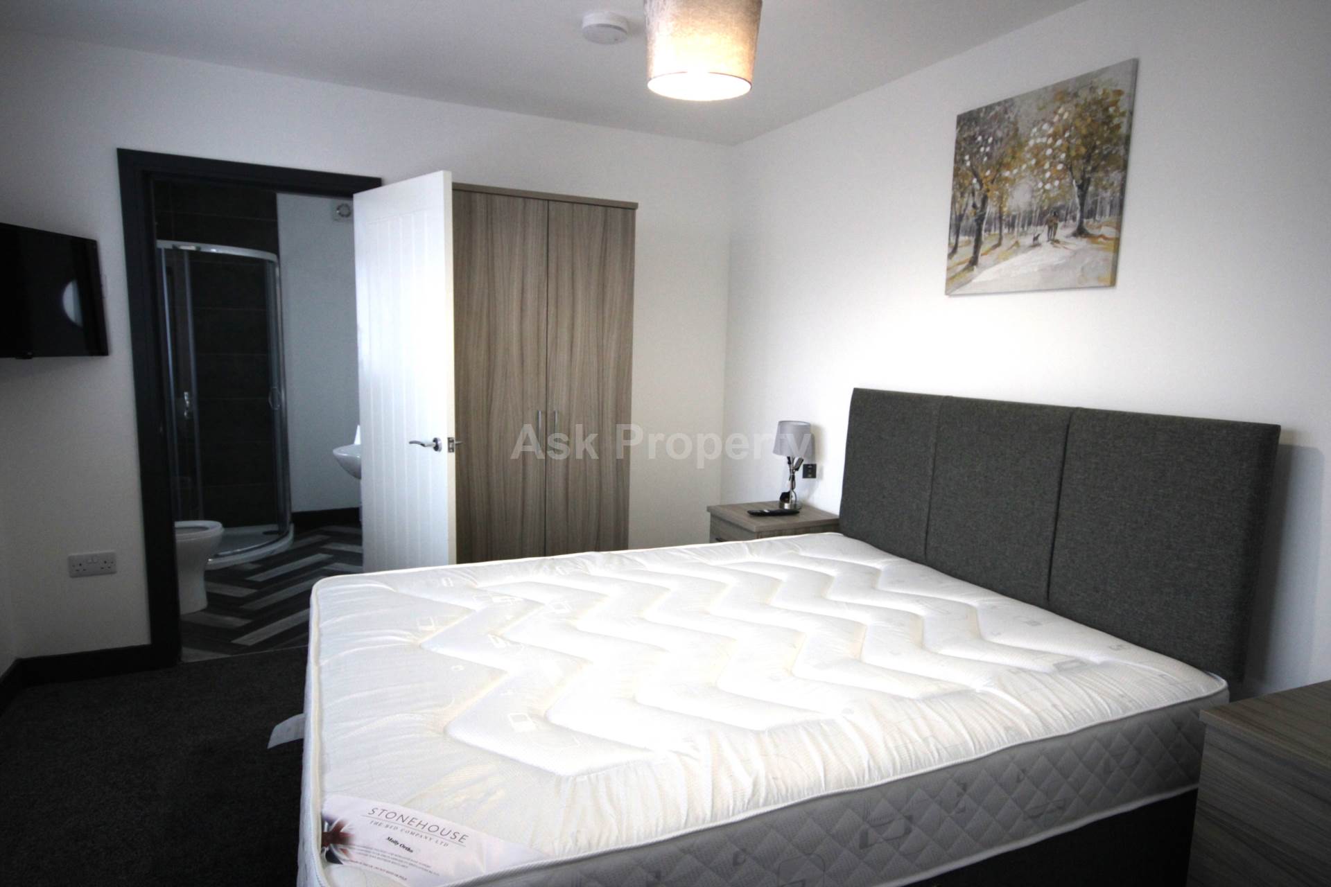 Southwell Road West, Image 1
