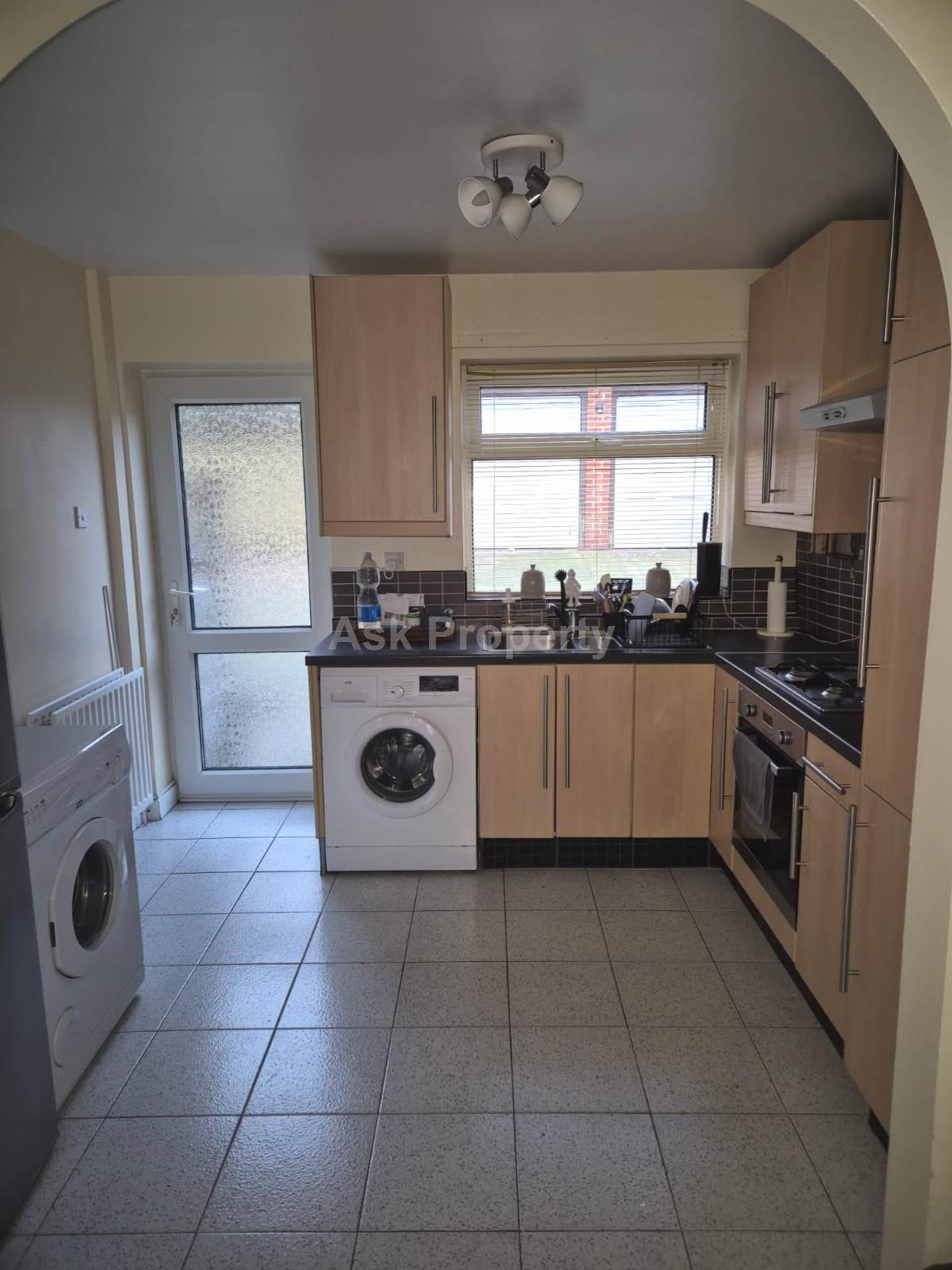 Broxtowe Drive, Mansfield, Image 6