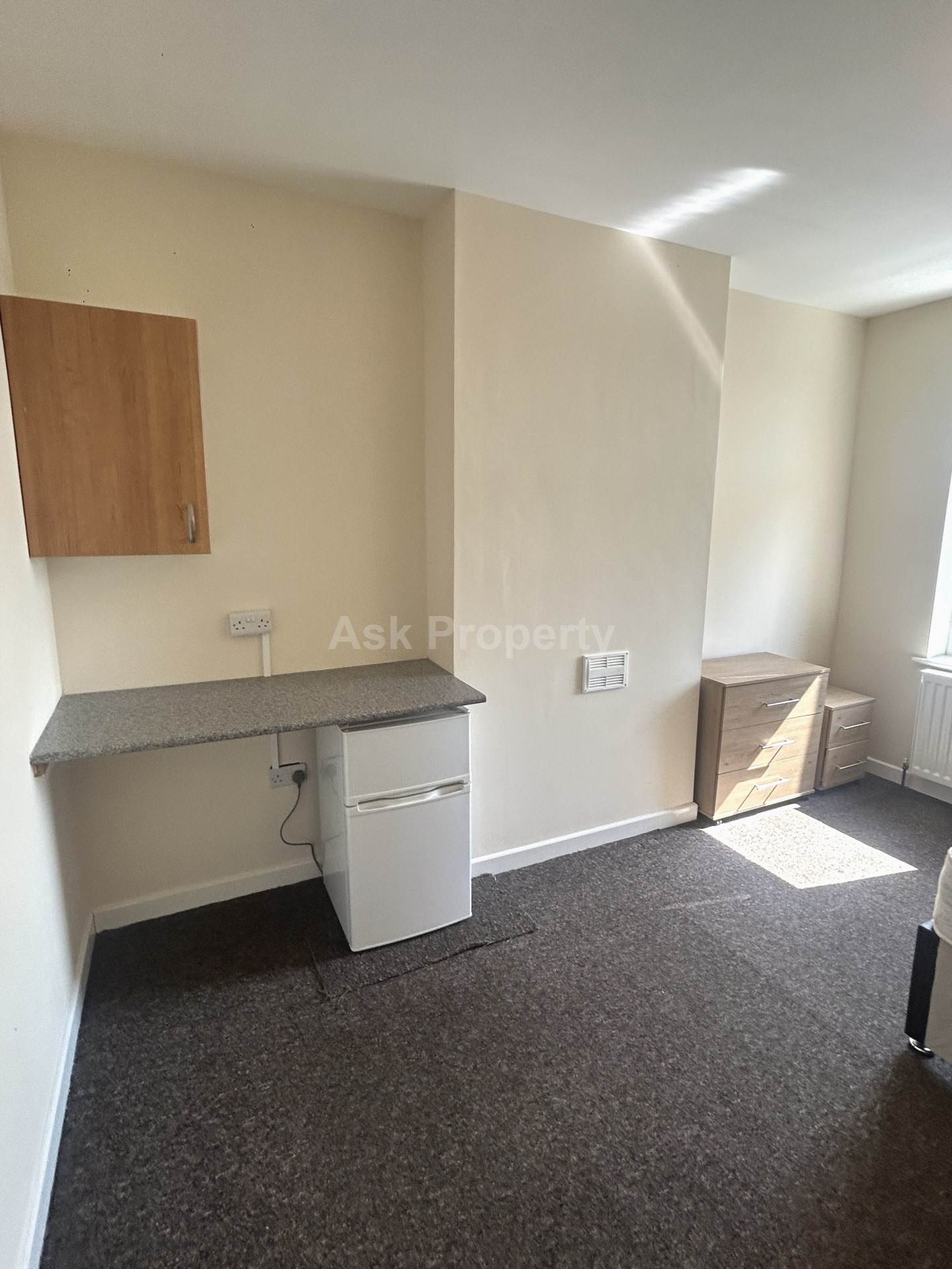 Westhill Drive, Mansfield, Image 2