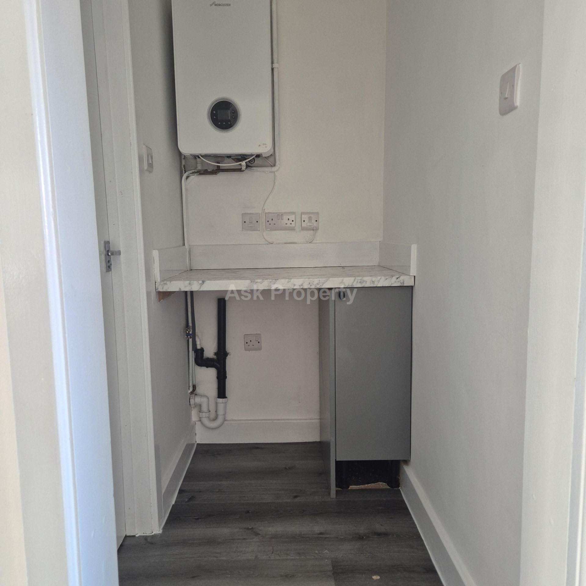 Calverton Road, Arnold, Image 4