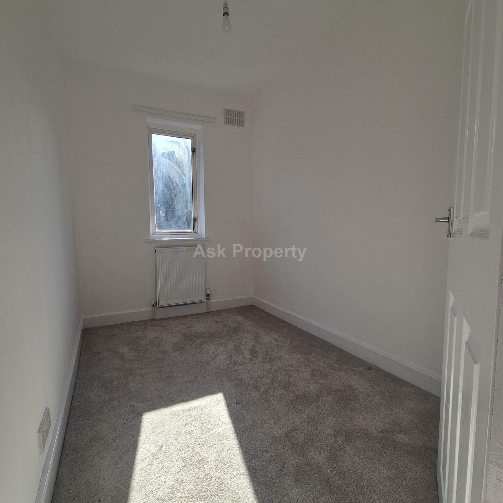 Calverton Road, Arnold, Image 8