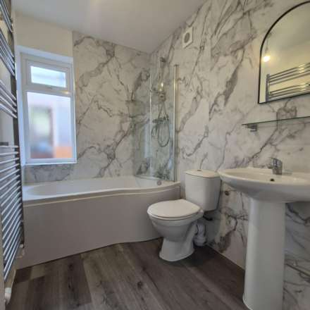 Calverton Road, Arnold, Image 5