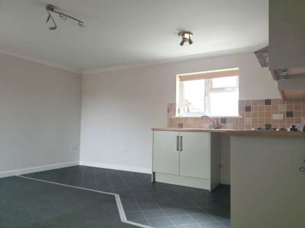 High Street, Selsey, Image 4