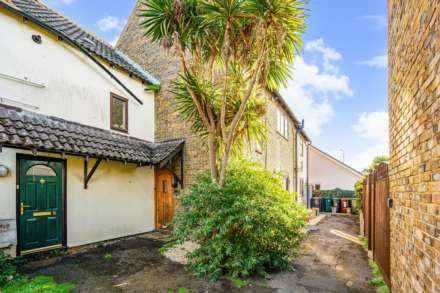 Florence Close, Birdham, West Sussex, PO20, Image 19